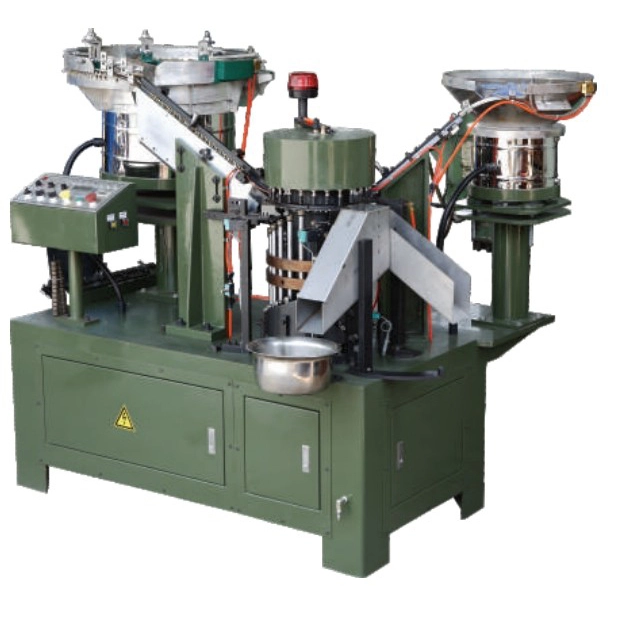Machine d'assemblage de vis et de rondelles pour vis autoperceuses